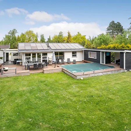 Erna - 900m From The Sea By Interhome * Bøtø By
