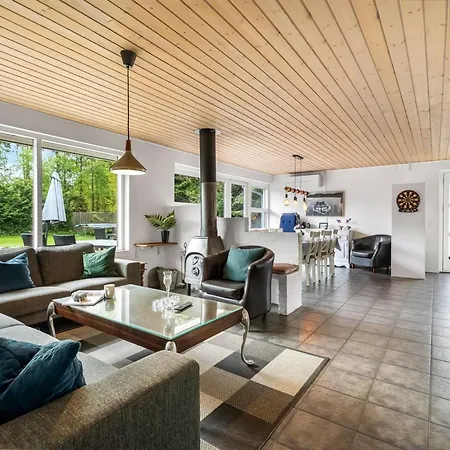 Ferienhaus Erna - 900m From The Sea By Interhome Bøtø By